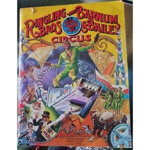 Ringling Bros & Barnum Bailey 112th Edition Circus Program 1982 VTG Poster incld